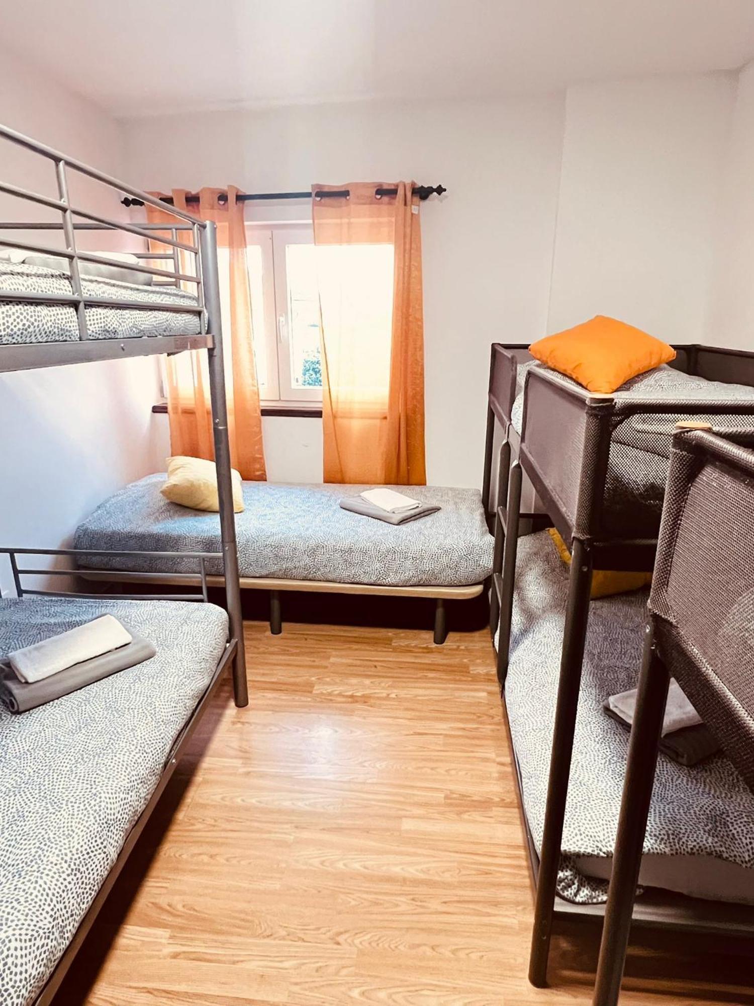 Hostel Golden Star Gião Exteriér fotografie